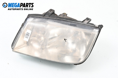 Фар за Volkswagen Bora Sedan (10.1998 - 12.2013), седан, позиция: лява