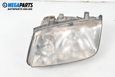 Фар за Volkswagen Bora Sedan (10.1998 - 12.2013), седан, позиция: лява