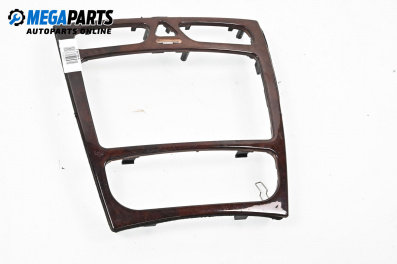 Централна конзола за Mercedes-Benz C-Class Estate (S203) (03.2001 - 08.2007)