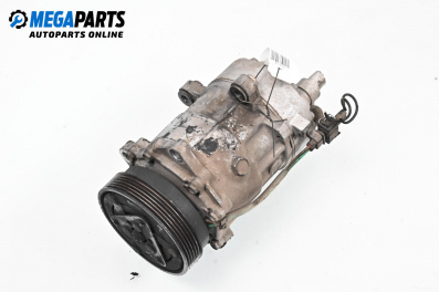 Компресор климатик за Volkswagen Golf IV Hatchback (08.1997 - 06.2005) 1.6, 100 к.с., № 1J0 820 803