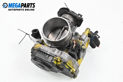 Дроселова клапа за Volkswagen Passat II Sedan B3, B4 (02.1988 - 12.1997) 2.0, 115 к.с.