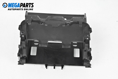 Централна конзола за Volkswagen Golf V Hatchback (10.2003 - 02.2009)