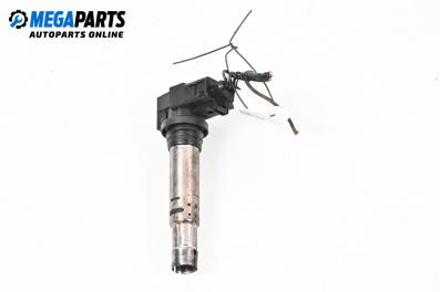 Запалителна бобина за Volkswagen Polo Hatchback IV (10.2001 - 12.2005) 1.2 12V, 64 к.с., № 0 040 102 030