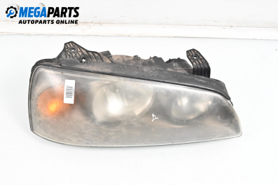 Фар за Hyundai Elantra Sedan II (06.2000 - 07.2006), седан, позиция: дясна