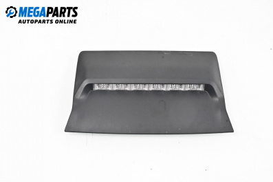 Трети стоп за Lexus IS III Sedan (04.2013 - ...), седан