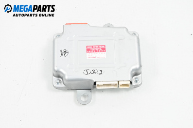 Модул за Lexus IS III Sedan (04.2013 - ...), № 89892-30040