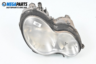 Фар за Mercedes-Benz C-Class Sedan (W203) (05.2000 - 08.2007), седан, позиция: дясна