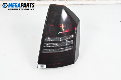 Стоп за Chrysler 300 C Sedan (09.2004 - 11.2012), седан, позиция: дясна