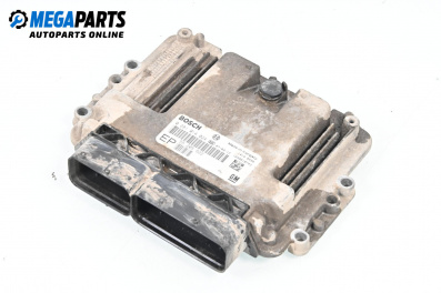 Компютър двигател за Opel Zafira B Minivan (07.2005 - 14.2015) 1.9 CDTI, 150 к.с., № Bosch 0 281 014 024