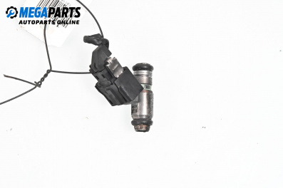 Дюза бензин за Volkswagen Polo Classic II (11.1995 - 07.2006) 75 1.6, 75 к.с.