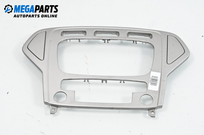 Централна конзола за Ford Mondeo IV Sedan (03.2007 - 01.2015)