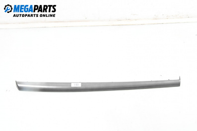 Интериорна лайсна за Opel Vectra C Sedan (04.2002 - 01.2009), 4+1 вр., седан