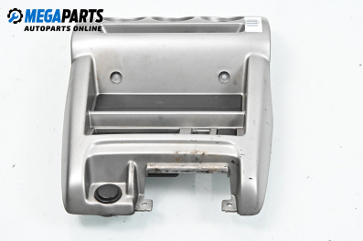 Централна конзола за Nissan Micra II Hatchback (01.1992 - 02.2003)