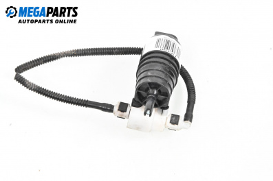 Помпичка за чистачки за BMW X5 Series F15, F85 (08.2013 - 07.2018)