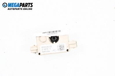 Усилвател антена за BMW X6 Series E71, E72 (05.2008 - 06.2014), № 213675 10