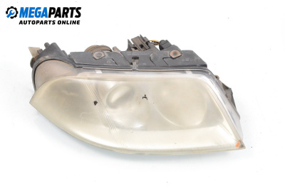 Фар за Volkswagen Passat IV Sedan B5.5 (10.2000 - 12.2005), седан, позиция: дясна