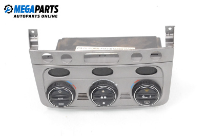 Панел климатроник за Alfa Romeo 147 Hatchback (10.2000 - 12.2010), № 01560513690