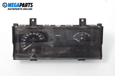 Километраж за Renault Clio I Hatchback (05.1990 - 09.1998) 1.2 (5/357Y, 5/357K), 58 к.с.