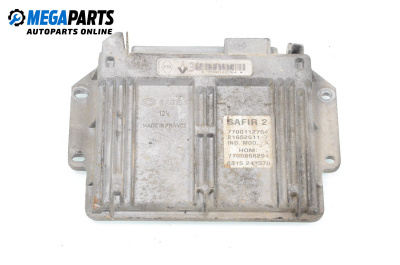 Компютър двигател за Renault Clio II Hatchback (09.1998 - 09.2005) 1.2 (BB0A, BB0F, BB10, BB1K, BB28, BB2D, BB2H, CB0A...), 58 к.с., № 7700112764