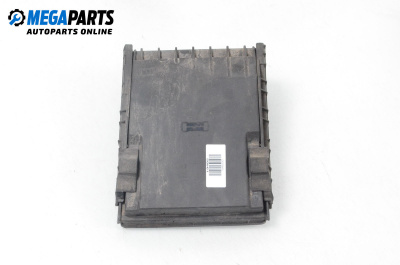 Капак бушонно табло за Volkswagen Passat V Variant B6 (08.2005 - 11.2011) 2.0 TFSI, 200 к.с., № 1K0.937 132