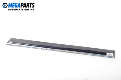 Външна лайсна врата за Audi A8 Sedan 4D (03.1994 - 12.2002), седан, позиция: задна, дясна