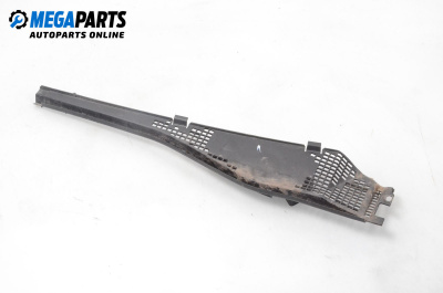 Кора под чистачки за Dacia Logan Sedan I (09.2004 - 10.2012), 4+1 вр., седан