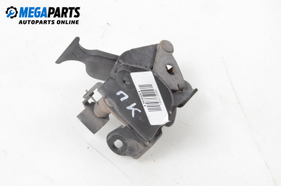 Брава преден капак за Mercedes-Benz C-Class Sedan (W203) (05.2000 - 08.2007)