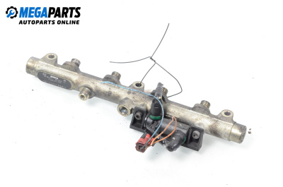 Горивна рейка за Citroen C5 I Break (06.2001 - 08.2004) 2.2 HDi (DE4HXB, DE4HXE), 133 к.с.