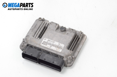 Компютър двигател за Chevrolet Captiva SUV (06.2006 - ...) 2.0 D 4WD, 150 к.с., № Bosch 0 281 012 695
