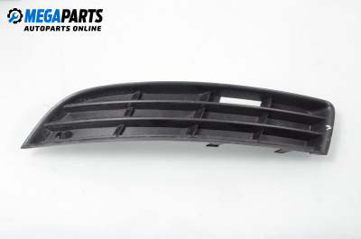 Решетка в броня за Volkswagen Passat V Variant B6 (08.2005 - 11.2011), комби, позиция: предна