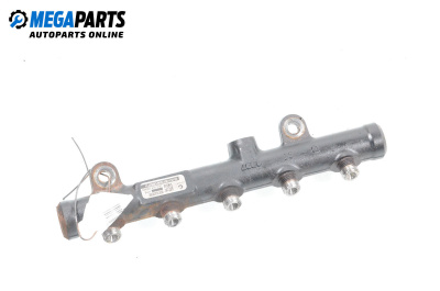 Горивна рейка за Citroen C4 Grand Picasso I (10.2006 - 12.2013) 2.0 HDi 138, 136 к.с., № 9681649580