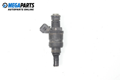 Дюза бензин за BMW 5 Series E60 Sedan E60 (07.2003 - 03.2010) 520 i, 170 к.с.