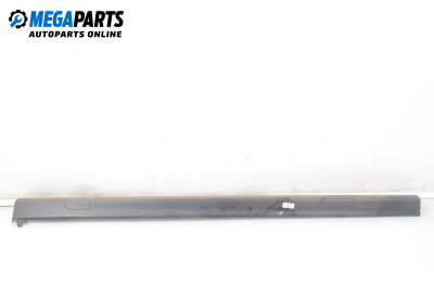 Интериорна пластмаса за Opel Corsa C Hatchback (09.2000 - 12.2009), 2+1 вр., хечбек, позиция: дясна