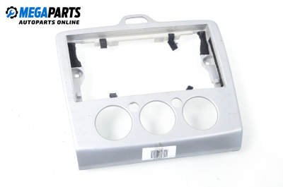 Централна конзола за Ford Focus II Hatchback (07.2004 - 09.2012)