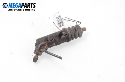 Долна помпа за съединител за Toyota Corolla E12 Hatchback (11.2001 - 02.2007)