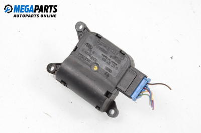 Моторче клапа парно за Audi A4 Sedan B6 (11.2000 - 12.2004) 2.5 TDI quattro, 180 к.с., № 0132801305