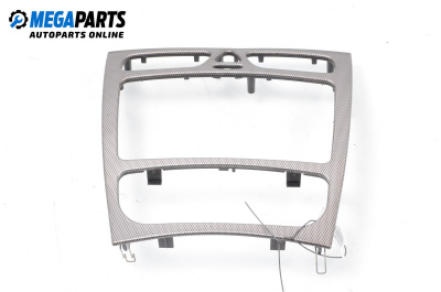 Централна конзола за Mercedes-Benz C-Class Coupe (CL203) (03.2001 - 06.2007)