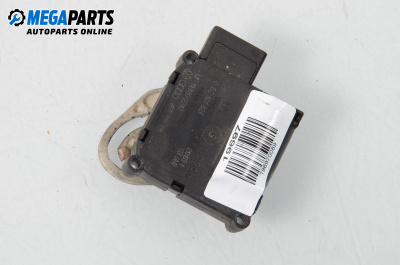 Моторче клапа парно за Audi A8 Sedan 4E (10.2002 - 07.2010) 4.2 quattro, 335 к.с., № 4E0 820 511