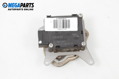 Моторче клапа парно за Audi A8 Sedan 4E (10.2002 - 07.2010) 4.2 quattro, 335 к.с., № 4E0 820 511