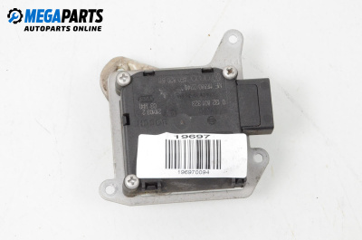 Моторче клапа парно за Audi A8 Sedan 4E (10.2002 - 07.2010) 4.2 quattro, 335 к.с., № 4E0 820 511