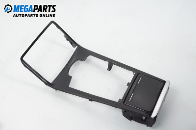 Централна конзола за Audi A8 Sedan 4E (10.2002 - 07.2010)