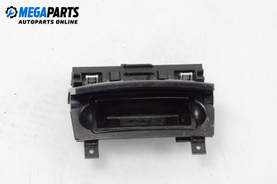 Пепелник за Audi A3 Sportback I (09.2004 - 03.2015)