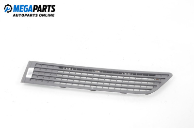 Решетка преден капак за Volkswagen Crafter 30-50 Box (04.2006 - 12.2016), товарен, позиция: предна