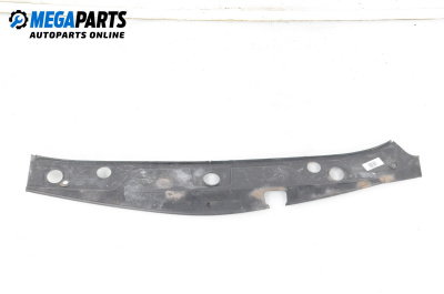 Кора над радиатор за Renault Megane II Hatchback (07.2001 - 10.2012), 4+1 вр., хечбек