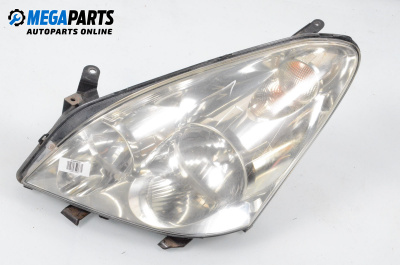 Фар за Toyota Corolla Verso II (03.2004 - 04.2009), миниван, позиция: лява