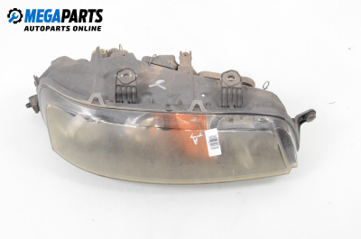 Фар за Fiat Punto Hatchback II (09.1999 - 07.2012), хечбек, позиция: дясна