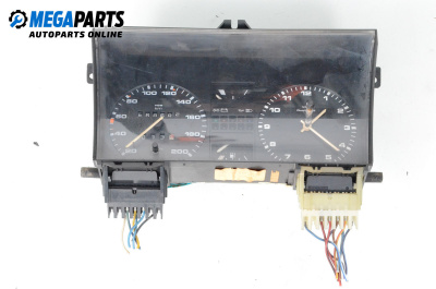 Километраж за Volkswagen Golf II Hatchback (08.1983 - 12.1992) 1.6, 75 к.с.