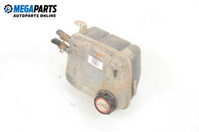 Казанче за антифриз за Ford Focus I Estate (02.1999 - 12.2007) 1.4 16V, 75 к.с.