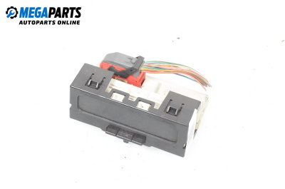 Часовник за Renault Megane II Hatchback (07.2001 - 10.2012)