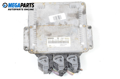 Компютър двигател за Renault Laguna II Hatchback (03.2001 - 12.2007) 1.9 dCi (BG08, BG0G), 120 к.с., № 8200153946